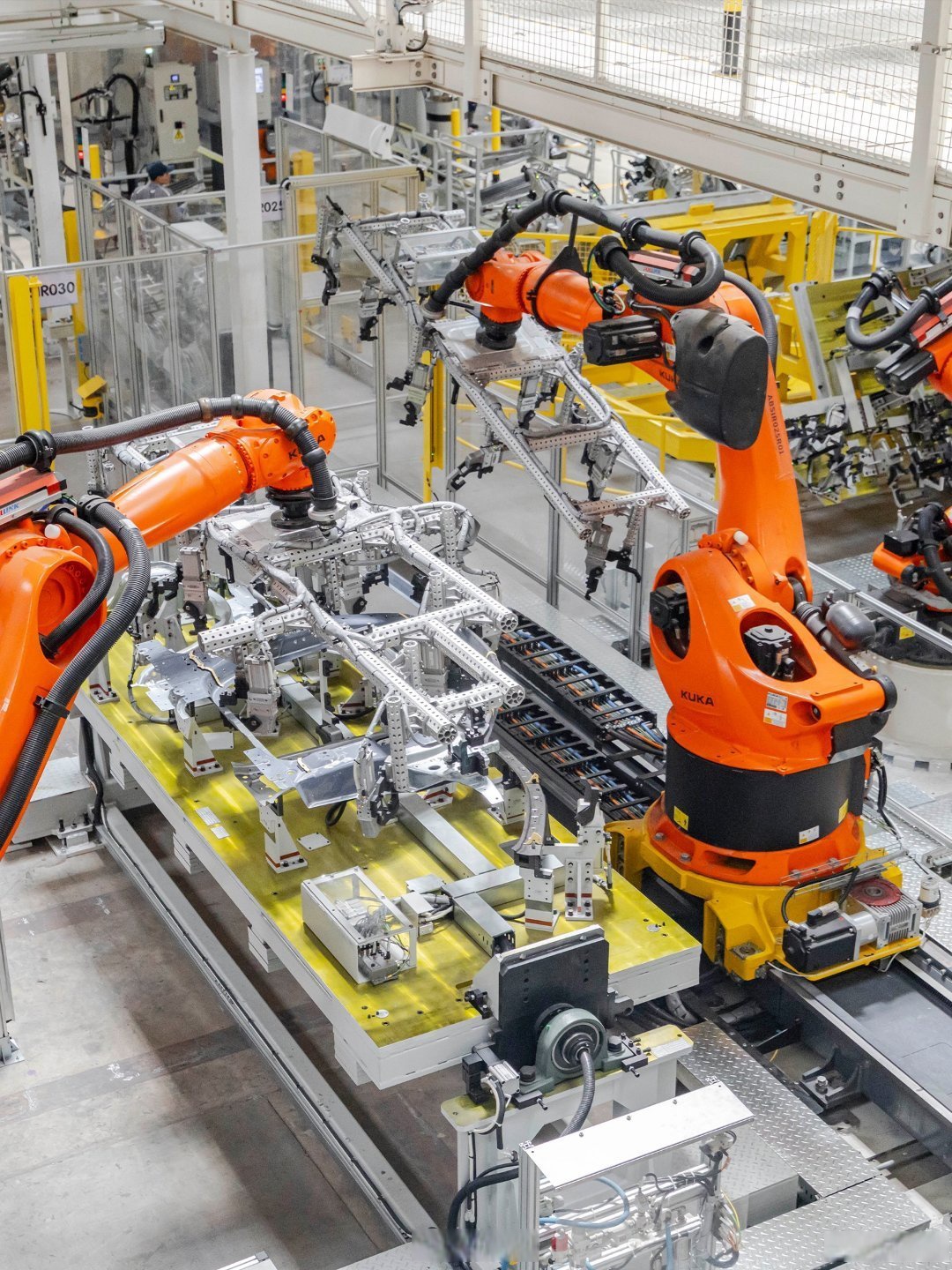 科技赋能生产！ 优度五金滑轨自动化生产线 引领家居定制五金新变革